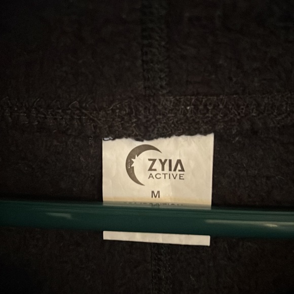 Like New Zyia sweatshirt - Picture 2 of 4